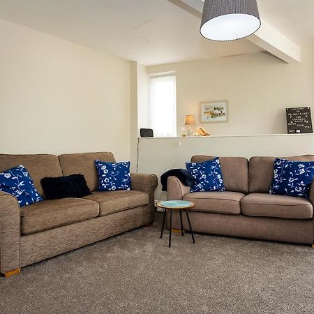 Seagulls Loft, Grove Apartments อิลฟราคูมบ์ ภายนอก รูปภาพ