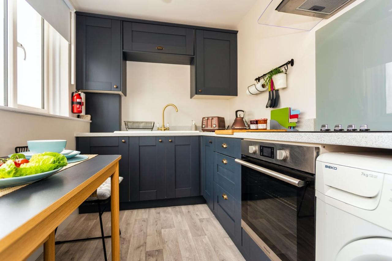 Seagulls Loft, Grove Apartments อิลฟราคูมบ์ ภายนอก รูปภาพ