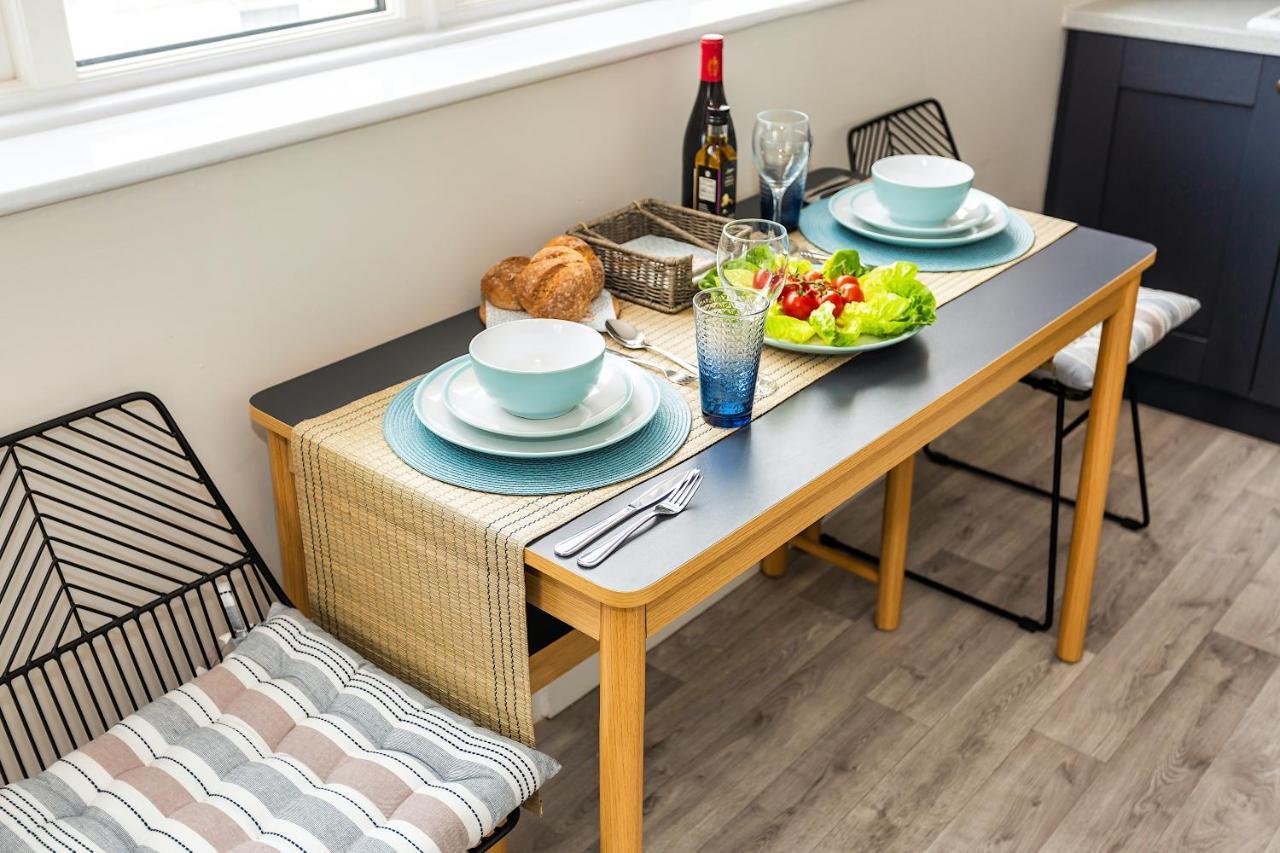 Seagulls Loft, Grove Apartments อิลฟราคูมบ์ ภายนอก รูปภาพ