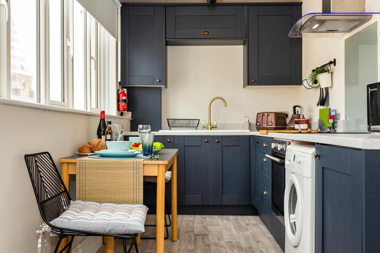 Seagulls Loft, Grove Apartments อิลฟราคูมบ์ ภายนอก รูปภาพ